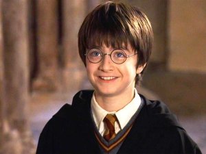 harry-potter-daniel-radcliffe-hogwarts-wizard-teenager-teen-5